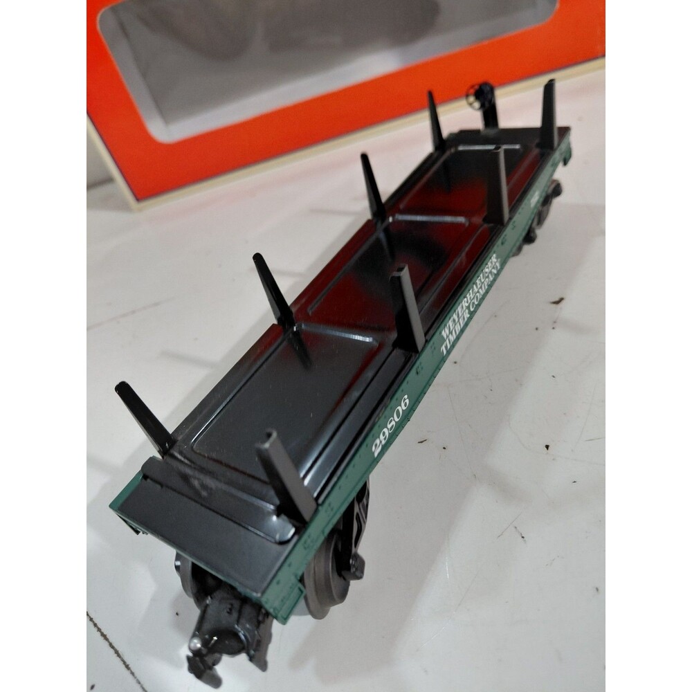 Lionel 6-29806 O Gauge Model Railroad Weyhaeuser Operating Log Car w/Box - Picture 5 of 14